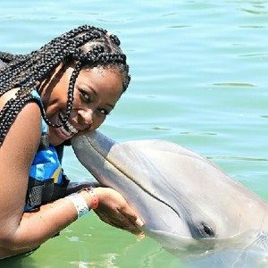 Meet your Posher, Larayshon